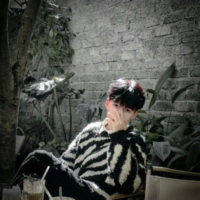 leroi_hy's profile picture. 