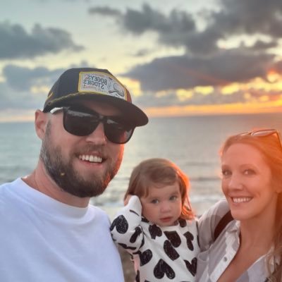 twitch partner. passion for entertaining. Reach me at itsreefy@expansetalent.com