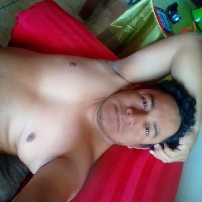 Podólogo y contenidoGrabemos
Disfrutar del placer más grande de la vida follar y ser follado.
Viajero,cheff y buen amante.Amo el sexo y las ricas vergas🍆🍑🍆