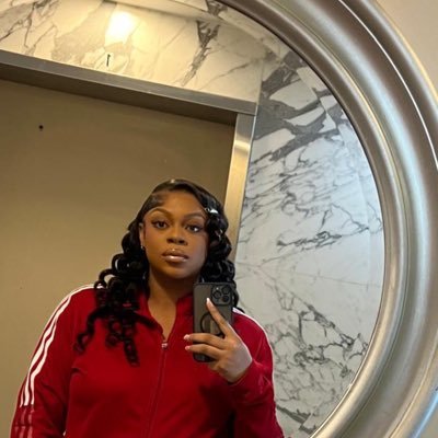 _rublyyy's profile picture. serendipity 🦋