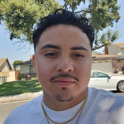 mike_webm's profile picture. don't worry, be happy.