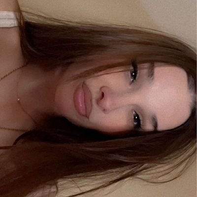 GerciaMeli17069's profile picture. I want a nice man that can love me take care of me and give me attention all I want is I just want to be loved