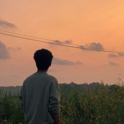 JeonL21883's profile picture. not interested for bio 🤔
he/him bl