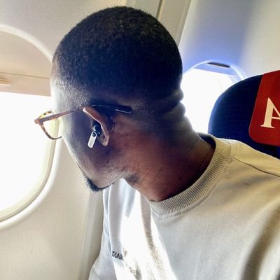 Africain conscient| Entrepreneur | Chrétien |Fan Club de Barcelone .