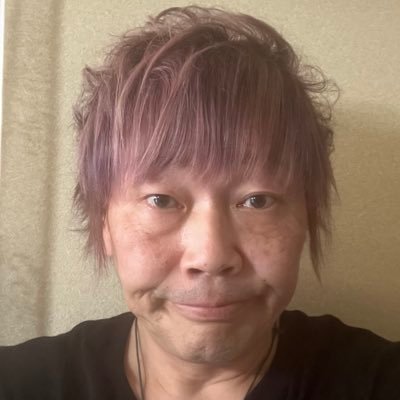 美容師です(^^)/趣味は音楽(アコギやハーモニカ たまにドラム) お料理 ハムスターのかまど君とねずこと暮らしてます☆ スプラトゥーン大好き(^^)/ インスタ https://t.co/5UJwtMlU6n