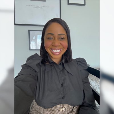 CA_kika01's profile picture. Stylish Academic|| Foodie|| Music Enthusiast|| Interested in #edtech, #HigherEd and #strategy I tweet about other general stuff too || 🇳🇬