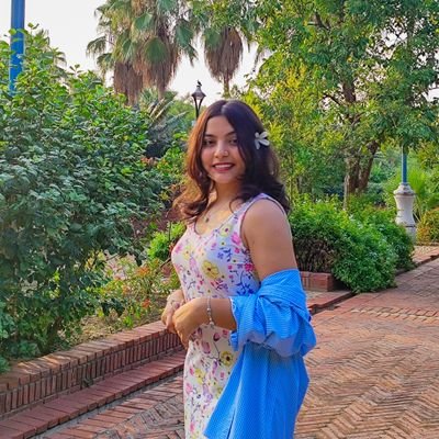 @SmileWithKhushi