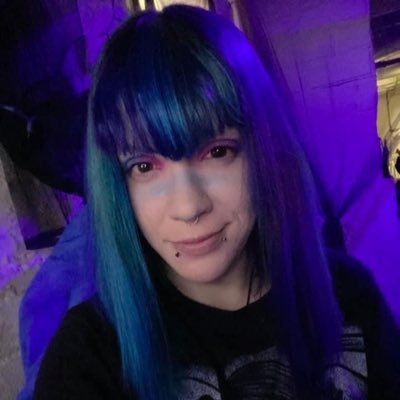 ☽wiccan ☽single ♌︎♏︎32 ☽Bi ☽raver/head banger ☽Japanese/Anime lover