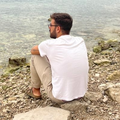 uriwp00's profile picture. Infermer HUVH, Animal rights🐺🔻🏳️‍🌈