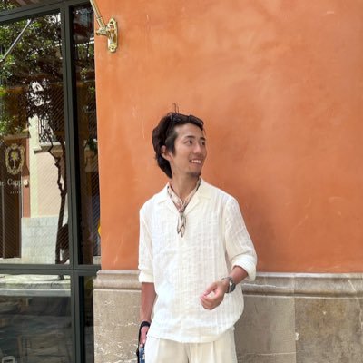 OBTKSK0908's profile picture. 📍ロンドン | 27歳 | YMS 2024/05/29〜2026/05予定 | 新卒から3年間勤めたIT企業退職 →イギリス | 現職:バリスタ☕️ | その他：動画編集・ 撮影・YouTube | 趣味：筋トレ・動画編集・AI関連・スポーツ観戦・英版ハリポタ読書 | 🎥YouTube始めました↓ #yms