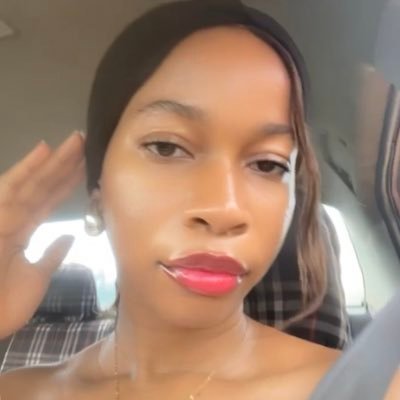 faithyylarry23's profile picture. 