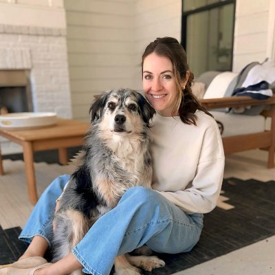 EllaHart483037's profile picture. Less noise. More nuance. That’s Ella. 🌫️💬
You’ll see the work. You won’t hear the pitch 👁️✨