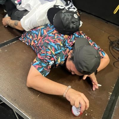 ■家族優先系ラッパー/DJ/■TDH・大闘論會・BONUS STAGE主催■茨木在住 ■好きなもの:ホルモン ■立ち飲み最高