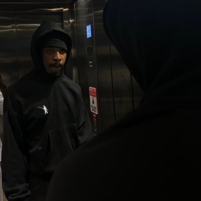 defsnotifeanyi's profile picture. Hate🖤
