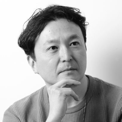 2001年に慶應義塾大学法学部を卒業。
広告会社にて、ストプラ・プロモ/コンテンツ業務に従事した後、2025年に独立。
ニュートラルな視点で様々なジャンルについて、おっさんらしいポスト(≒ボヤキ)をしていきます。大衆居酒屋好き、阿久悠リスペクト、ゾロ目フリーク。