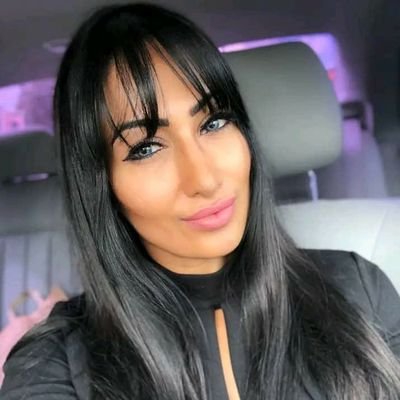 WenikebaB19491's profile picture. 
