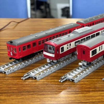 trains0102's profile picture. 模型をたまにいじる人