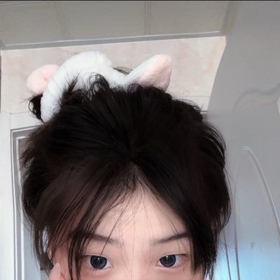 zaizaiBBW's profile picture. 线下🚪1314（只回口令/闲聊拉黑