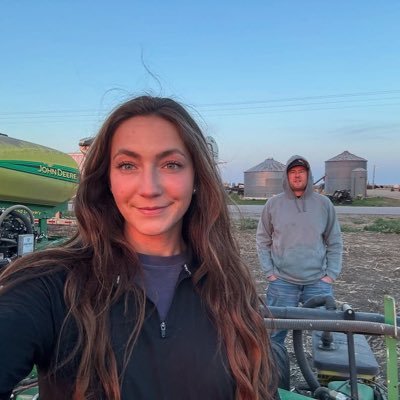 2018 - 2025 Lady on acres 🌾 | HODLer 💎 | From farmland to Planting seeds in soil & coins — I grow what holds value