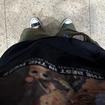 Ripstop66's profile picture. スニーカーとか諸々