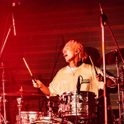 CYVA(@CYVA_japan)ってバンドでドラムやってますBUMP OF CHICKEN と ONE PIECEで育ってきました☠️クレーンゲームが好きです。ジョナサンの「焼きたてデニッシュのフレンチトースト」おすすめです。