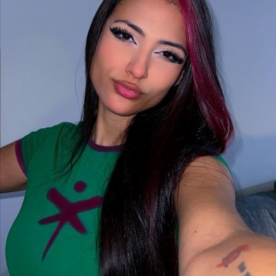 💜LIVE todos os dias à partir das 18h na Twitch 💕Enquanto você jogar, a criança que existe dentro de você sempre estará viva♥️