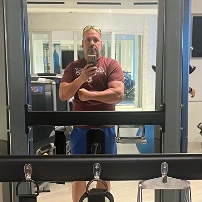 Creator of #TheFullMonteSportsShow on YouTube Over 30 million views on Tik Tok/ Facebook Reels. Play By Play Voice University of Fort Lauderdale
