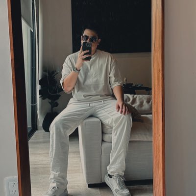 Hice cosas en el TFT ✨ https://t.co/AeG43WyyIh Founder: @glgestudio / @glgesports