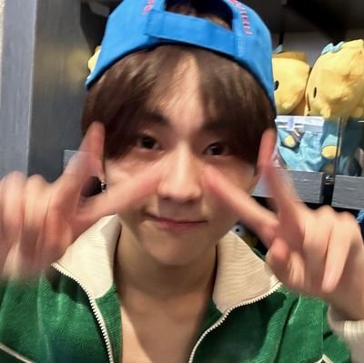 yiewau's profile picture. ‹𝟹 multifandom(s). | VOTE for binghua (40); i died) professional yapper or smr