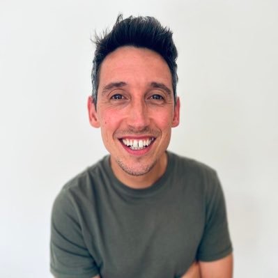 Radio Presenter/event host. School Of Dad Podcast - https://t.co/dkFbjsDVvQ