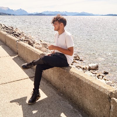 oriel_rmr's profile picture. 