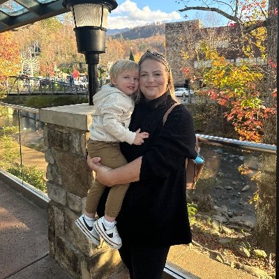 KhourySummer's profile picture. 