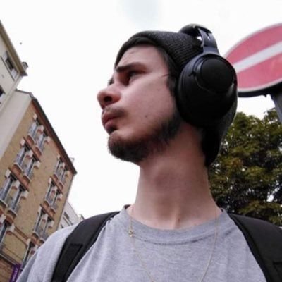 JeromeJoffard's profile picture. Ici, je décortique ce que le jeu vidéo nous raconte ! Ex-journaliste chez JVcom et auteur de Rockstar, une success story unique chez Jeux Vidéo Magazine.