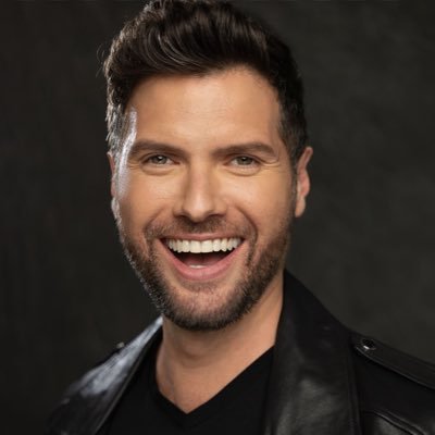 Mauricio Martínez Profile