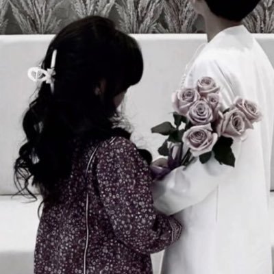 أنا من الناس ياسهلي وياصعبي بحرٍ تشوفه ولا تقدر على عومه..