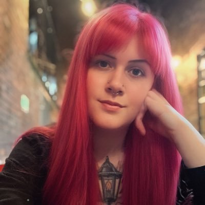 lunamayjackson's profile picture. horror geek | half English half Scottish | all round weirdo