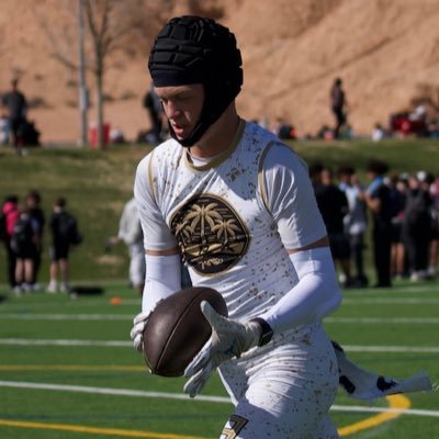 • Los Osos Highschool • 3.6 GPA • WR/CB/FS• 6’2 175lbs • Business Inquiries ( cmdavis81109@gmail.com ) IG - Cashdavis._ • 📲(909-329-3890)