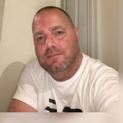 Red23913's profile picture. 