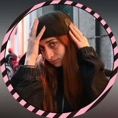luli gonzalez la persona más cool del planeta ❤️🩹😎
Tambien amo a blackpink 🖤🩷