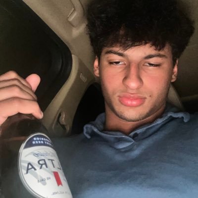 ju1cyjones's profile picture. 