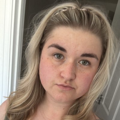 annamorey__'s profile picture. POMPEY