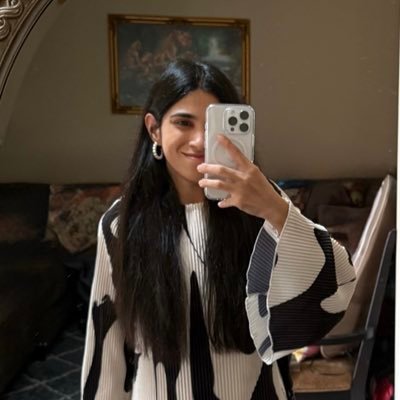sabrinarazaa's profile picture. 🇵🇰