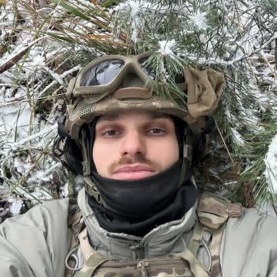 We fight not because we hate what’s in front of us, But because we love what’s behind us. 🇺🇦🪖