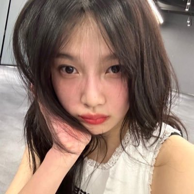 seulgi voice's: cala boca bolsonaro você é burro // fan account. ~ ≮🐘 { ♥︎ ͏@isugcat