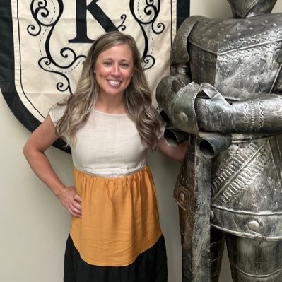 Mom of two sweet and spunky kiddos🧒🏼👧🏼, advocate for inclusive education, and luckiest VBCPS administrator 🖤⚔️💛