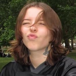 it’s Mikomunidad 💗 Profile