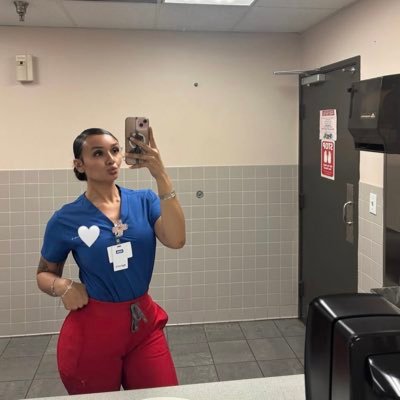 Godfearing|Nurse🩺|Rapper|Model|Multitalented|Resilient|Determined🧸🥰