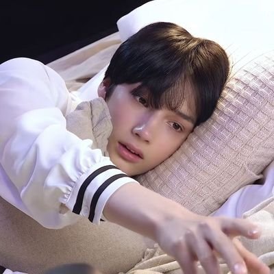por fuera me río y por dentro quiero unas tetas #txt ( t amo tiexti ,t amo soobin)