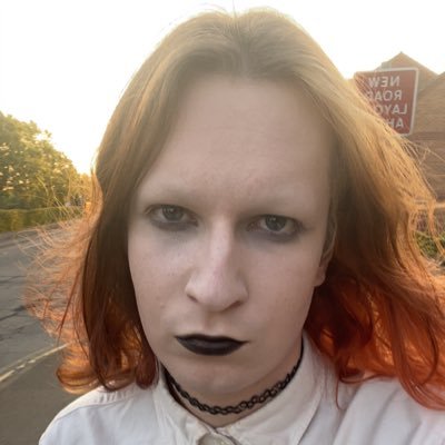 21 😼 she/her 🏳️⚧️ pop punk enjoyer, substance abuser, gaymer girl, piss enthusiast, etc. 👅 NSFW MDNI 🔞