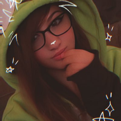 25 years old. Mercy Main. Mom of 3. Soon to be wife of @AlucardC99